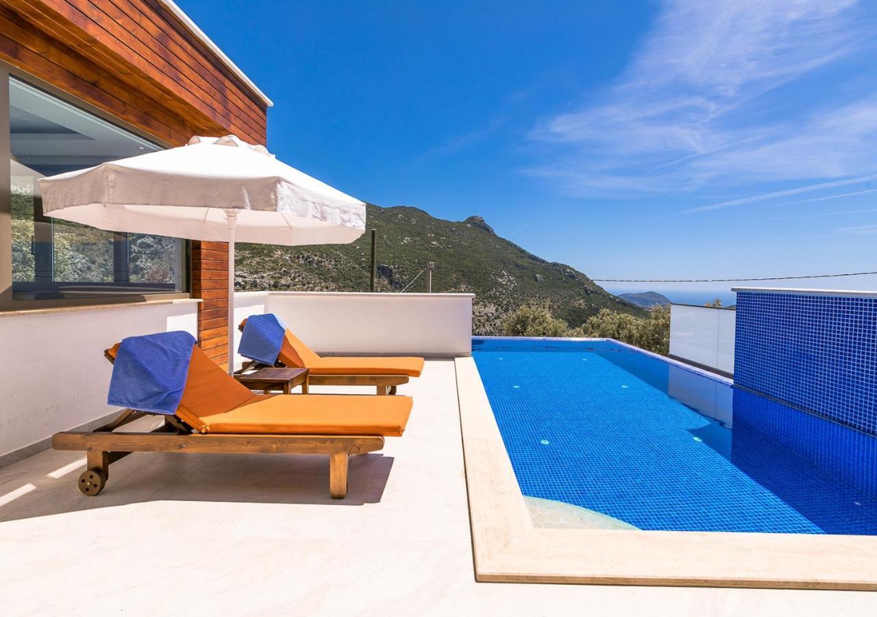 Villa 1 Sleeps 2 Honeymoon Isolated Infinity-Villa Orkide Uzumlu  Exterior photo